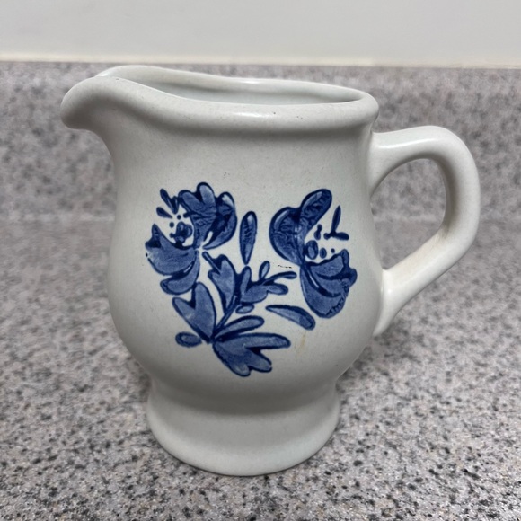 Pfaltzgraff Other - Pfaltzgraff Creamer Yorktowne Pattern